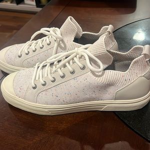 Aldo White Knit Sneakers- Size 10- NWOT